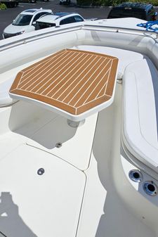 Boston Whaler 320 Outrage image