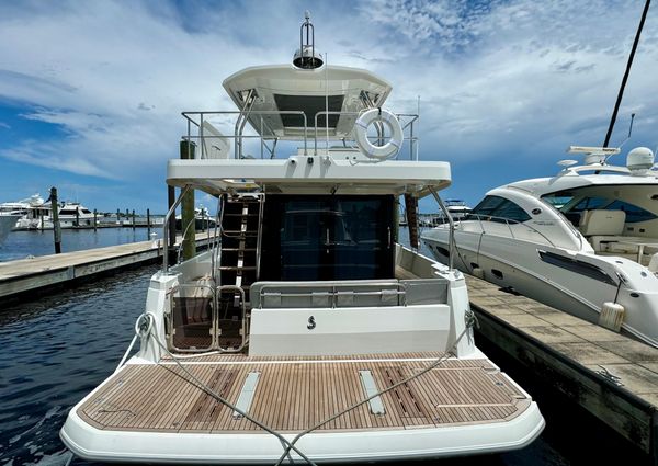 Beneteau SWIFT-TRAWLER-48 image