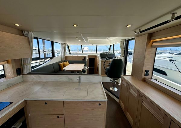 Beneteau SWIFT-TRAWLER-48 image