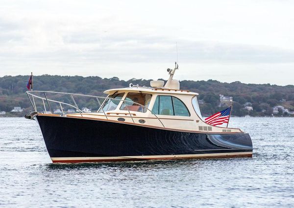 Hinckley Picnic Boat 37 MKIII image