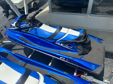 Yamaha-waverunner VX-LIMITED image