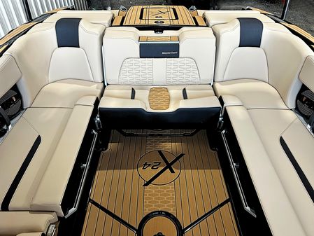 Mastercraft X24 image