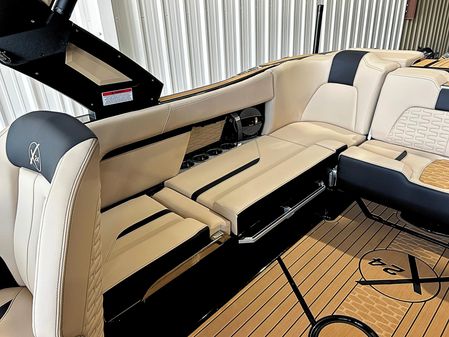 Mastercraft X24 image