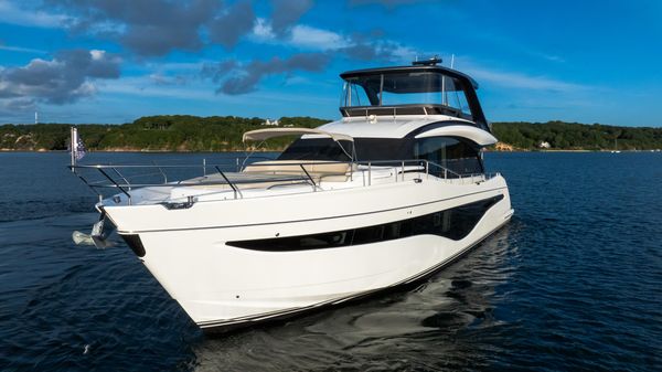 Princess Y72 Motor Yacht image