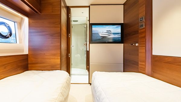 Princess Y72 Motor Yacht image