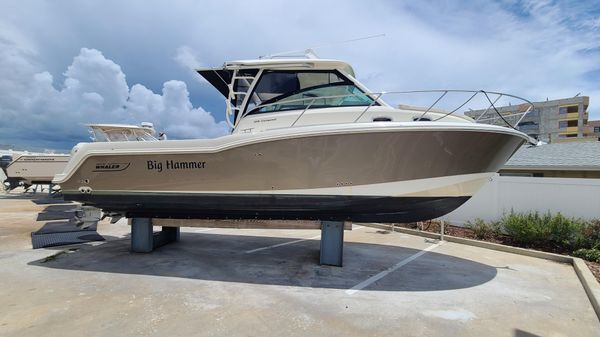 Boston Whaler 315 Conquest