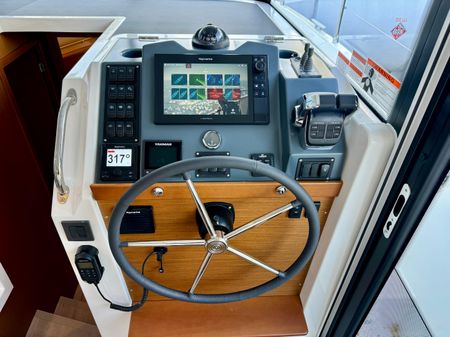 Beneteau Swift Trawler 41 Fly image