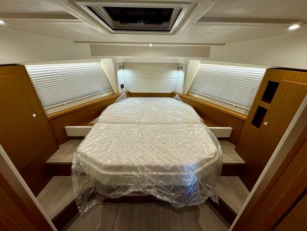 Beneteau Swift Trawler 41 Fly image