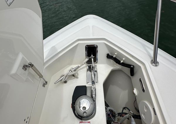 Boston-whaler 420-OUTRAGE image