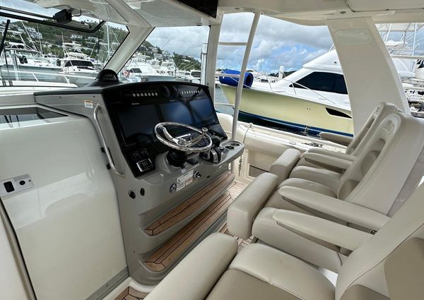 Boston Whaler 420 Outrage image