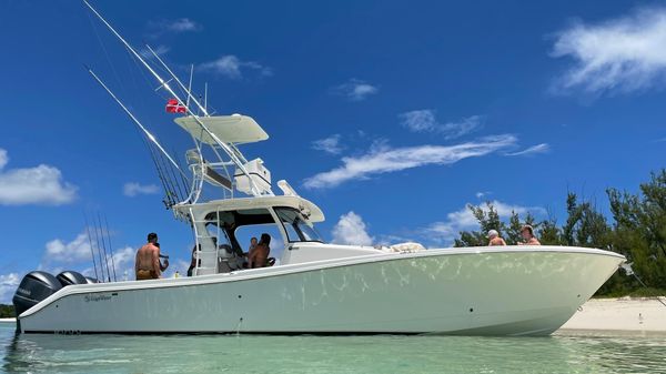 Edgewater 370CC