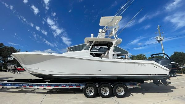 Edgewater 370CC