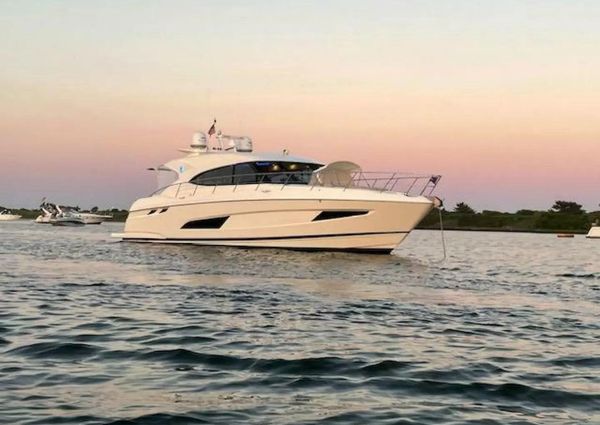 Riviera 5400 Sport Yacht image