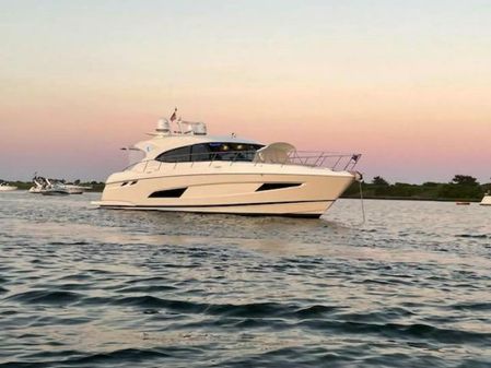 Riviera 5400 Sport Yacht image