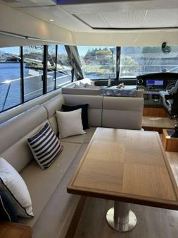 Riviera 5400 Sport Yacht image