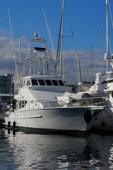 Striker 76 Sportfish Motor Yacht image