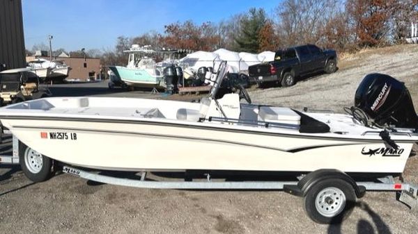 Mako PRO 17 SKIFF 