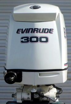 Evinrude E300DPXSE image