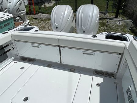 Everglades 315-CENTER-CONSOLE image