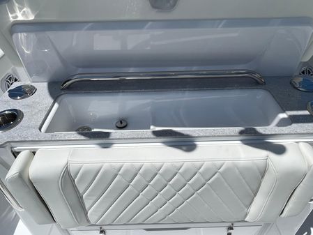 Everglades 315-CENTER-CONSOLE image