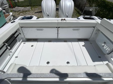 Everglades 315-CENTER-CONSOLE image