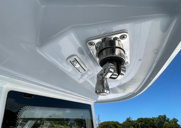 Everglades 315-CENTER-CONSOLE image