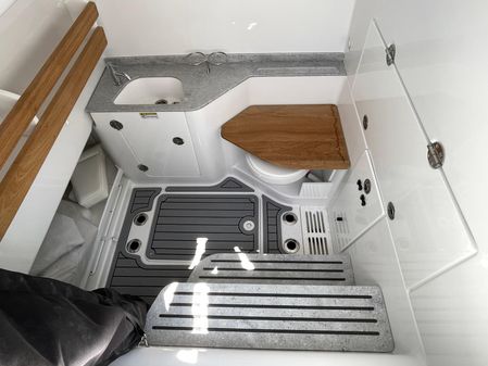 Everglades 315-CENTER-CONSOLE image