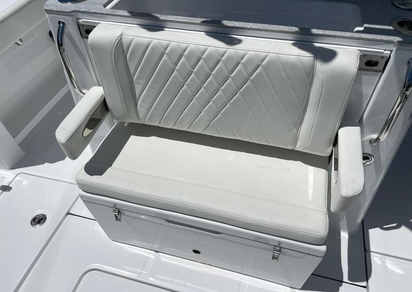 Everglades 315-CENTER-CONSOLE image