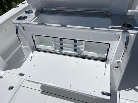 Everglades 315-CENTER-CONSOLE image