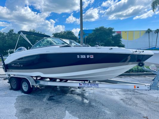NauticStar 223DC Sport Deck - main image