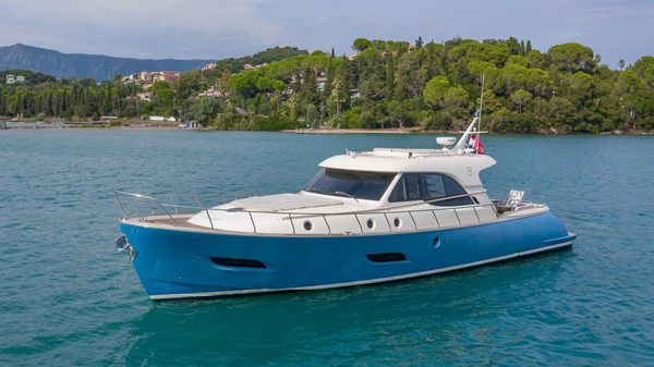 Mochi Craft DOLPHIN 54'