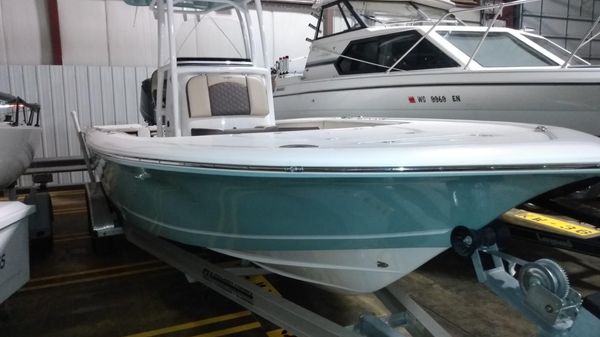 Tidewater 2500 Carolina Bay