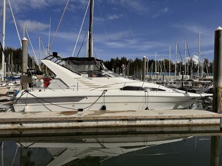 Bayliner 4285 Avanti image