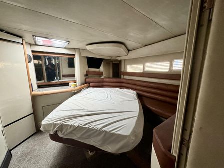 Bayliner 4285 Avanti image