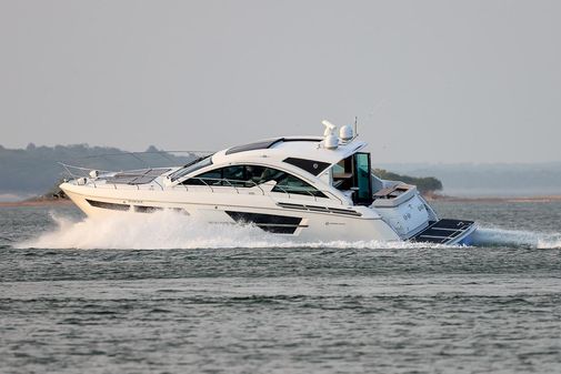 Cruisers Yachts 54 Cantius image