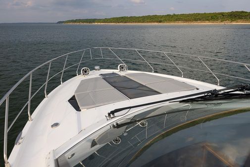 Cruisers Yachts 54 Cantius image