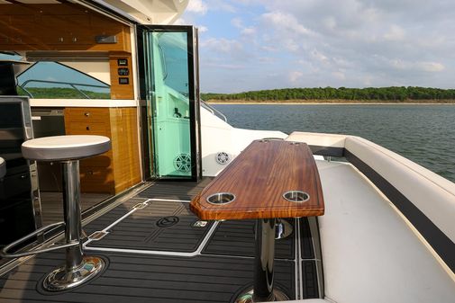 Cruisers Yachts 54 Cantius image
