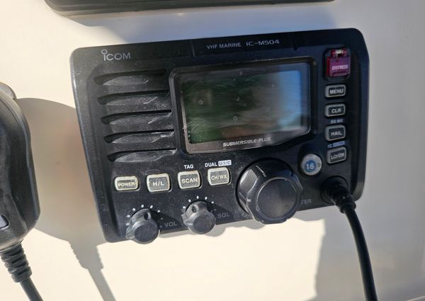 Pursuit 2470-CENTER-CONSOLE image