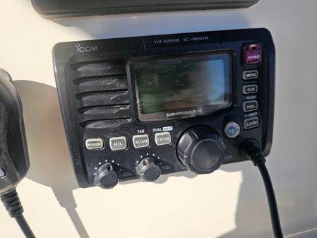 Pursuit 2470-CENTER-CONSOLE image