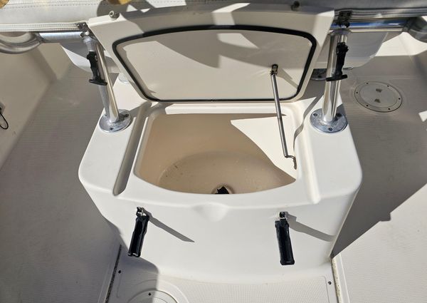 Pursuit 2470-CENTER-CONSOLE image