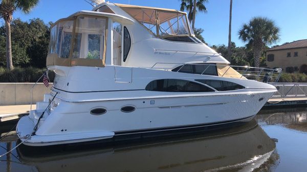 Carver 390 Motor Yacht