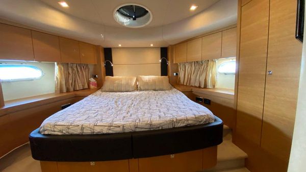 Sunseeker Manhattan 63 image