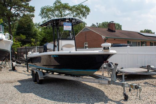 Robalo 226 Cayman image