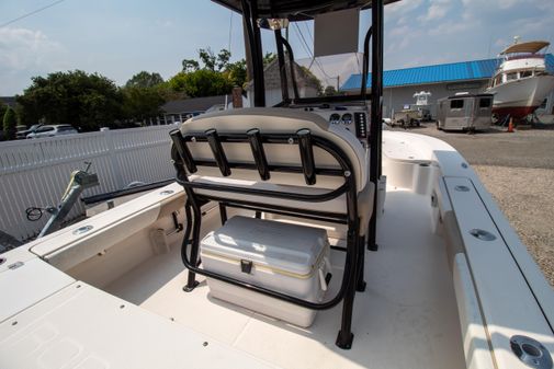 Robalo 226 Cayman image