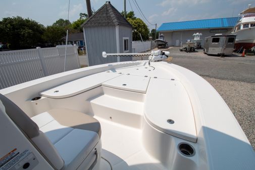 Robalo 226 Cayman image