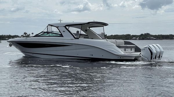 Sea Ray 400 SLX OB