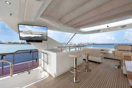 Azimut 80 Flybridge image