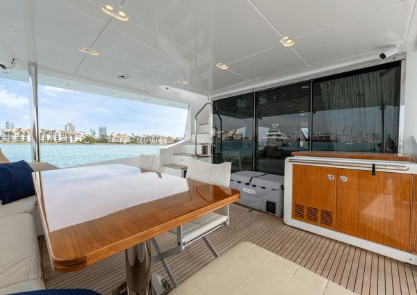 Azimut 80 Flybridge image