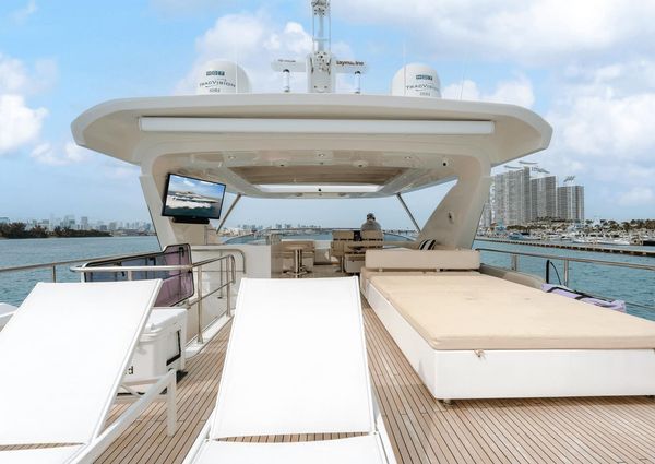 Azimut 80 Flybridge image