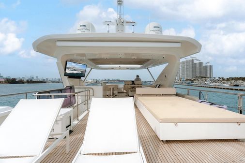 Azimut 80 Flybridge image